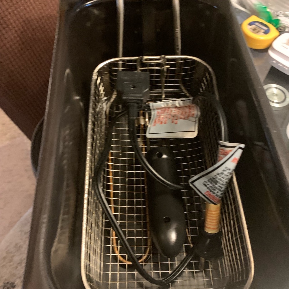 Deep Fryer - Picture 2 of 5